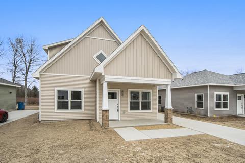 1809 Robinson St #26, Grand Haven, MI 49417