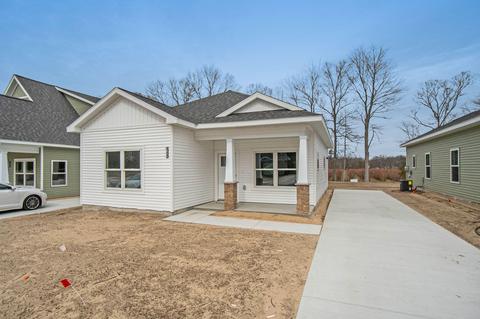 1806 Robinson St #4, Grand Haven, MI 49417