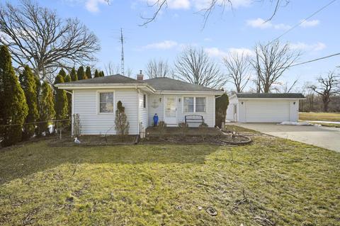 1003 Echo Beach Dr, Jackson, MI 49203 photo 3