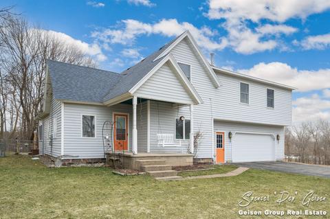 322 W Ellis Ave, Belding, MI 48809 photo 3