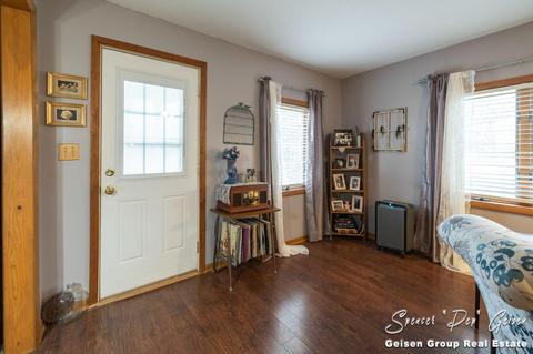 322 W Ellis Ave, Belding, MI 48809 photo 4