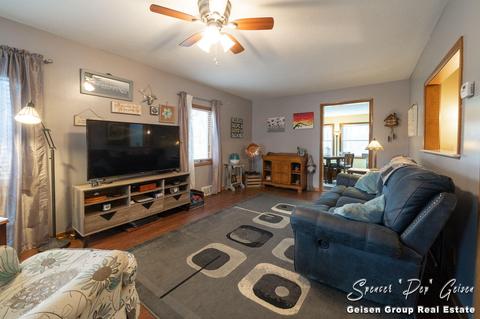 322 W Ellis Ave, Belding, MI 48809 photo 5