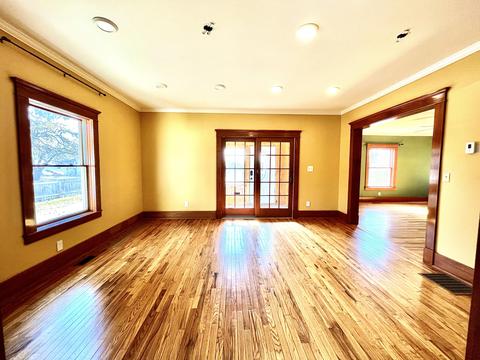 537 E State St, Cassopolis, MI 49031 photo 12