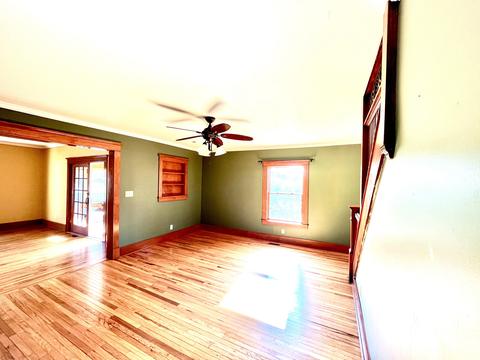 537 E State St, Cassopolis, MI 49031 photo 18