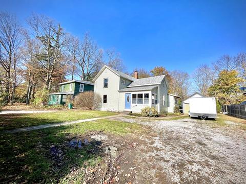 537 E State St, Cassopolis, MI 49031 photo 8