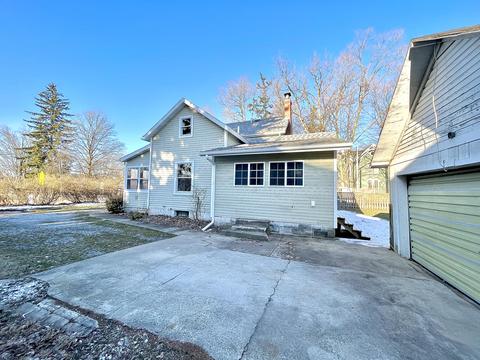 537 E State St, Cassopolis, MI 49031 photo 5