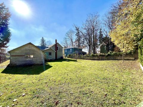 537 E State St, Cassopolis, MI 49031 photo 9