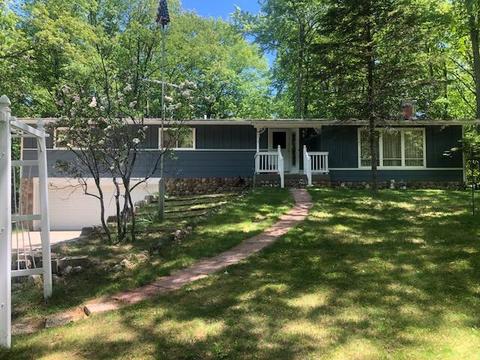 5253 Cherry Rd, Farwell, MI 48622 photo 1