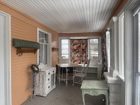 729 Hackett St, Ionia, MI 48846 photo 2