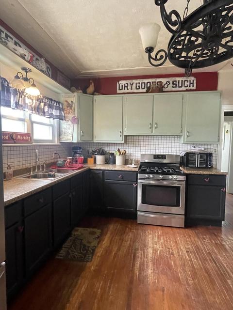 729 Hackett St, Ionia, MI 48846 photo 3