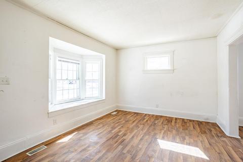 1310 4th St, Jackson, MI 49203 photo 7