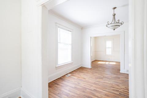 1310 4th St, Jackson, MI 49203 photo 10