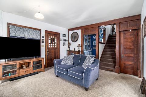 321 Griswold St, Jackson, MI 49203 photo 4