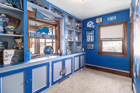 321 Griswold St, Jackson, MI 49203 photo 6