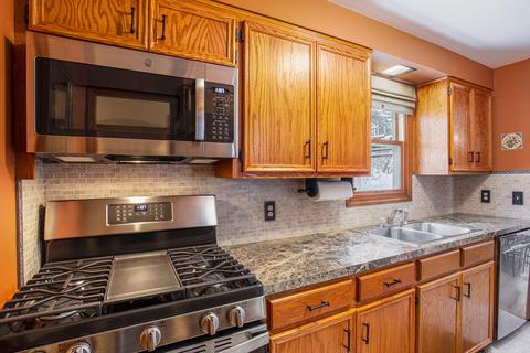 8441 52nd St SE, Ada, MI 49301 photo 9