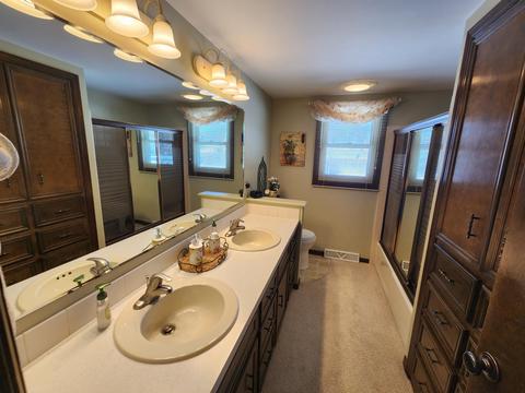 7533 Windgate Dr, Jenison, MI 49428 photo 23
