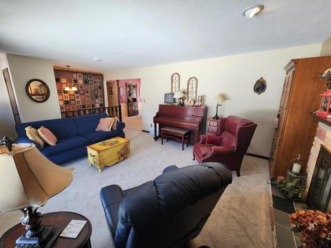 7533 Windgate Dr, Jenison, MI 49428 photo 4