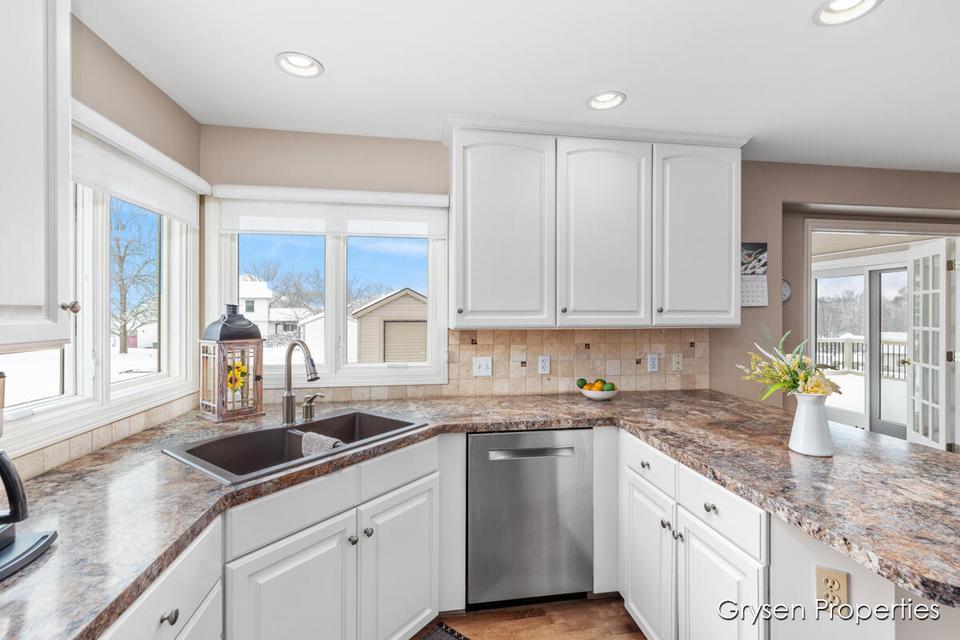  3466 Stonyridge Dr, Hudsonville, MI 49426 photo 11