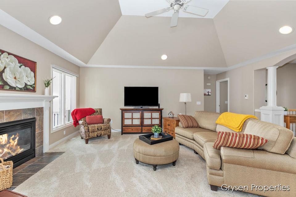  3466 Stonyridge Dr, Hudsonville, MI 49426 photo 6