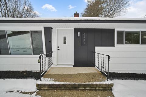 2741 Brookside Blvd, Jackson, MI 49203 photo 3