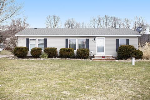 319 Riverview Dr, Plainwell, MI 49080 photo 1