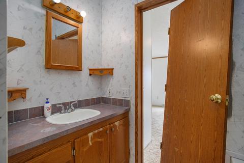 319 Riverview Dr, Plainwell, MI 49080 photo 7