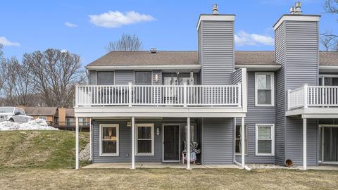 2027 Augusta Dr, Jackson, MI 49201 photo 4