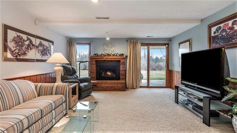 2027 Augusta Dr, Jackson, MI 49201 photo 22