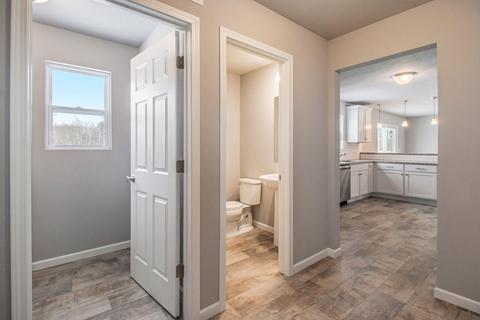 58587 Pond View Ln, Three Rivers, MI 49093