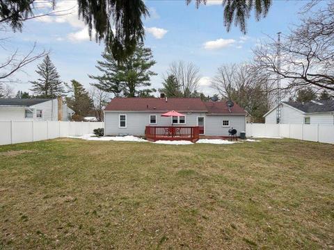 516 Heyser St, Jackson, MI 49203 photo 40
