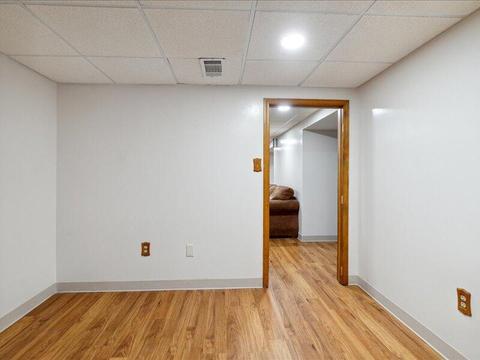 516 Heyser St, Jackson, MI 49203 photo 33