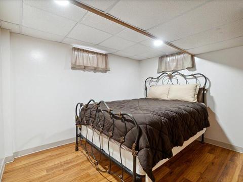 516 Heyser St, Jackson, MI 49203 photo 29