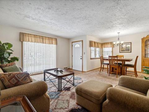 516 Heyser St, Jackson, MI 49203 photo 8