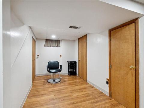 516 Heyser St, Jackson, MI 49203 photo 28