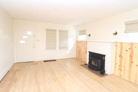711 Gettysburg Ave, Jackson, MI 49203 photo 9