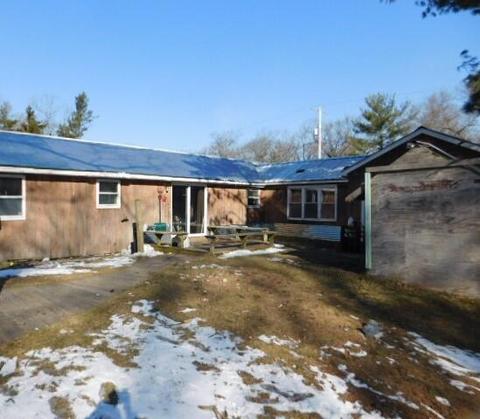1438 E 88th St, Newaygo, MI 49337 photo 3