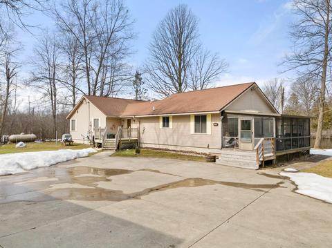 10430 River Rd, Evart, MI 49631 photo 5