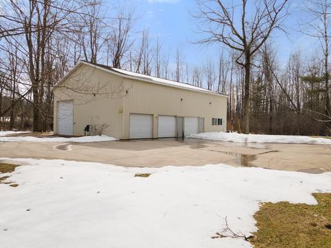 10430 River Rd, Evart, MI 49631 photo 3