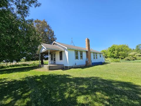21028 2 Mile Rd, Reed City, MI 49677