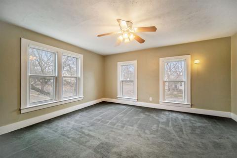 1004 E Butler St, Adrian, MI 49221 photo 8