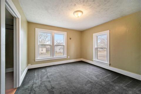 1004 E Butler St, Adrian, MI 49221 photo 7
