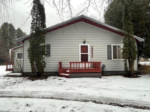 20036 45th Ave, Barryton, MI 49305