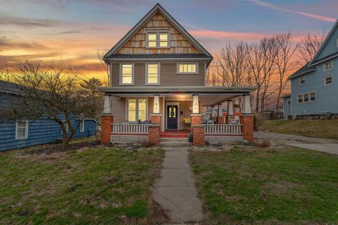 17 Westwood St, Hillsdale, MI 49242