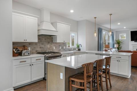 8127 Eagle Peak Dr, Jenison, MI 49428 photo 19