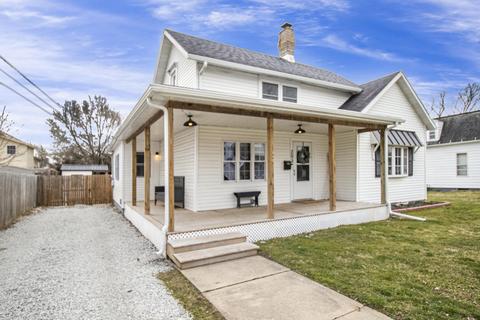 203 Clark St, Buchanan, MI 49107 photo 2