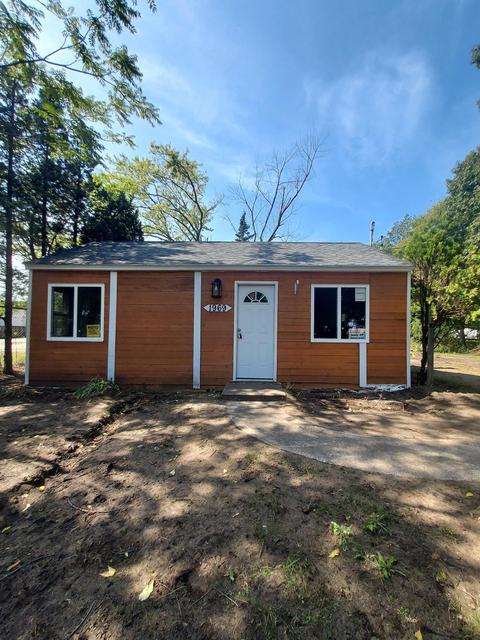 1969 Brunswick St, Muskegon, MI 49442