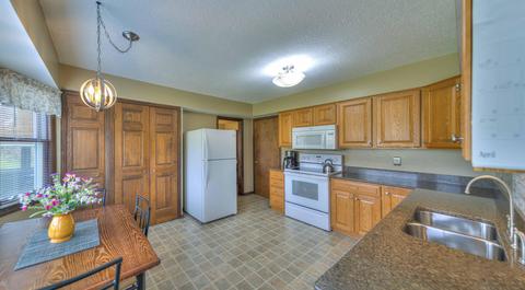 6966 Paddock Ln, Jackson, MI 49201 photo 9