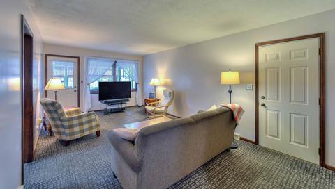 6966 Paddock Ln, Jackson, MI 49201 photo 3