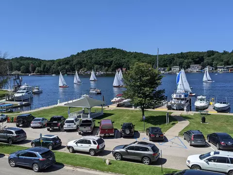 560 S Hancock St #11, Pentwater, MI 49449