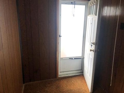 152 W Euclid Ave, Jackson, MI 49203 photo 2